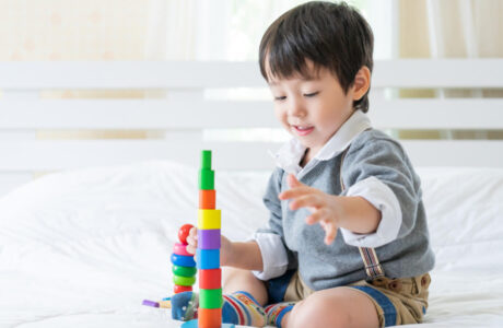 اسباب بازی برج سازی راهی برای افزایش خلاقیت کودکان